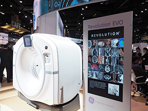 低被ばく，造影剤使用量減でありながら高画質を提供するRevolution EVO