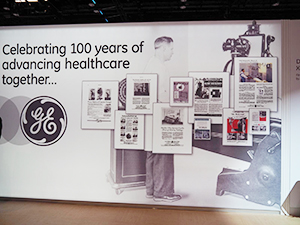 100回目を祝うとともに同社の歴史をアピール