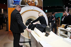 多くの来場者が体験したIn-bore Experience