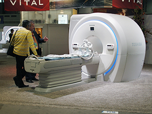 1.5T MRIの「Vantage Titan」
