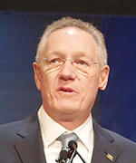 Richard L. Baron大会長