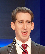 CRSのJonathan B. Strauss会長