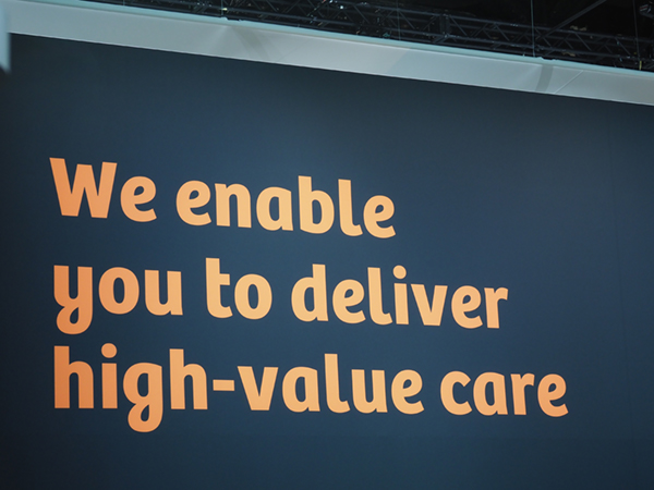 展示テーマ“We enable you to deliver high-value care”