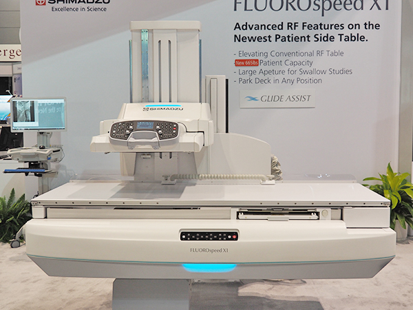 新製品のFPD搭載近接操作型透視撮影システム「FLUOROspeed X1 edition」（北米向け輸出専用製品）には大きな注目が集まった。