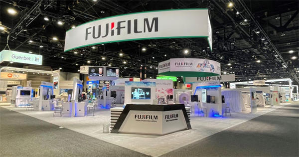 FUJIFILM Healthcare Americas Corporationブース