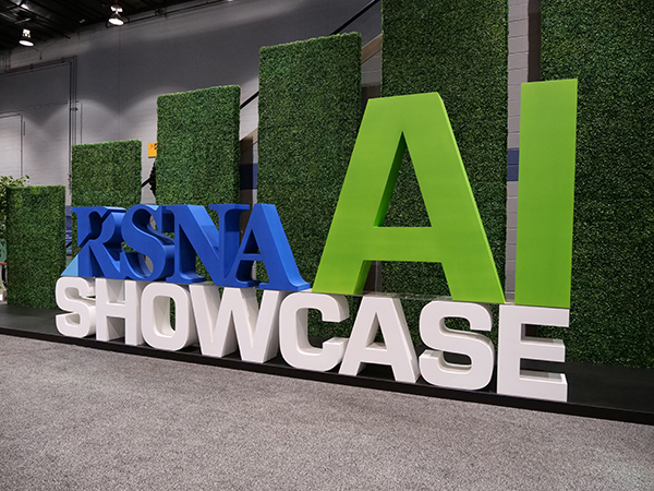 AI Showcaseは今回120社が出展（RSNA 2019）