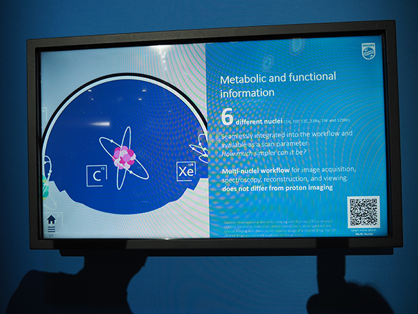 プロトンやカーボン，キセノンなど，水素以外の原子核検出が臨床用途でも可能になった。
