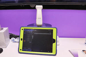 新製品のワイヤレスハンドヘルド装置「PocketPro H2」