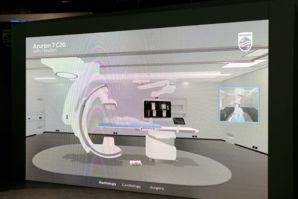 Azurion 7 C20 with FlexArmとSpectral CT 7500を組み合わせたアンギオCTのイメージ（FDA，薬機法ともに未承認）