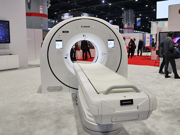 フラッグシップADCTをベースにハードが設計されているフォトンカウンティングCT（W.I.P.）