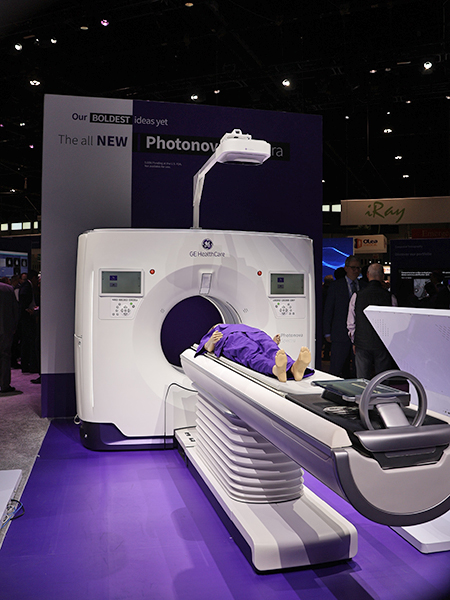 ディープシリコン検出器採用のフォトンカウンティングCT「Photonova Spectra」（薬機法未承認）