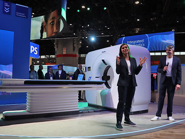 初日のアンベールイベントで発表されたスペクトラルCT「Verida」