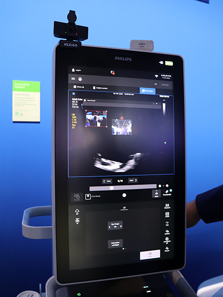 遠隔コミュニケーションツール「Collaboration Live」にも対応