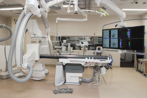 急性期血管治療に対応する血管撮影装置「Artis Q Biplane」
