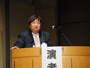木村氏は大会長講演で医療を“はかる”医療情報の6つの役割を解説した。