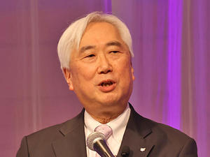 瀧口登志夫 氏（代表取締役社長）