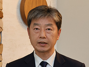奥秋知幸 氏（プレシジョンダイアグノシス事業部長）