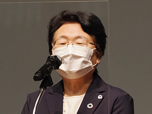 福井トシ子 日本看護協会会長